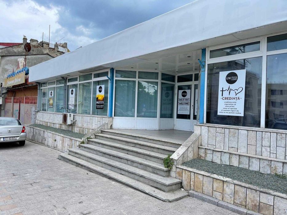 Inchiriez spatiu comercial Piata Ovidiu - 220mp - Vedere 3