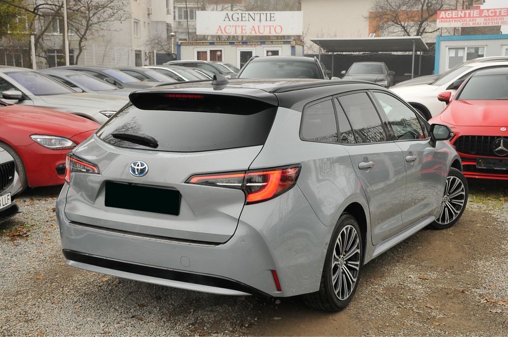 Toyota Corolla 1.8 Hybrid 11/2021 tva deductibil