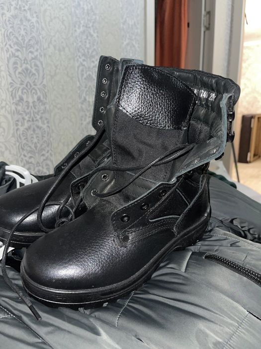 Военная форма, берцы, рубашка