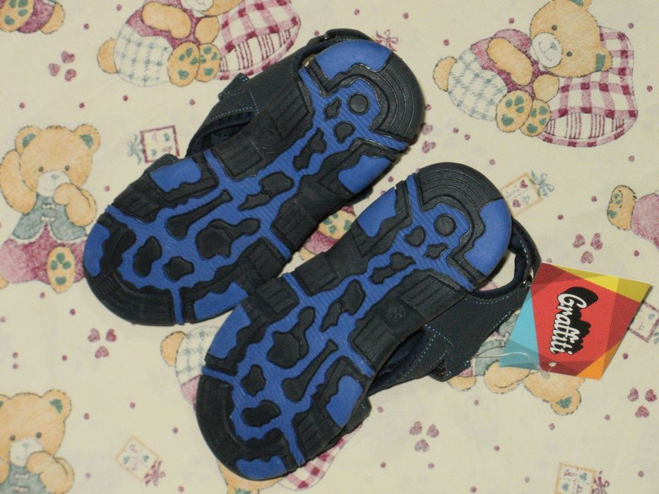 GRAFFITI нови детски сандали 33