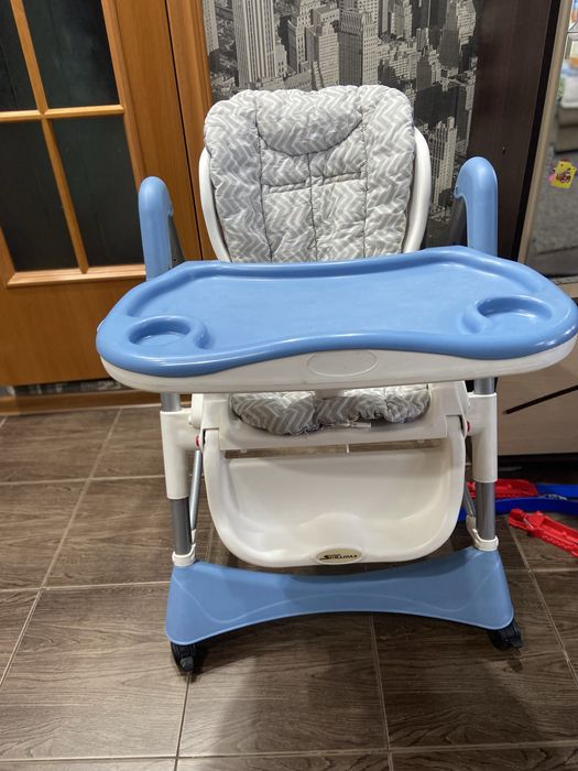 Продам стульчик для кормления