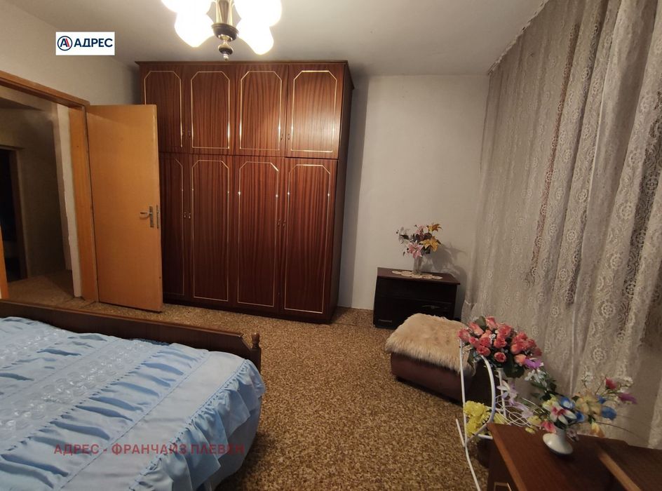 Къща в Плевен, област-с.Гривица площ 280 цена 219000