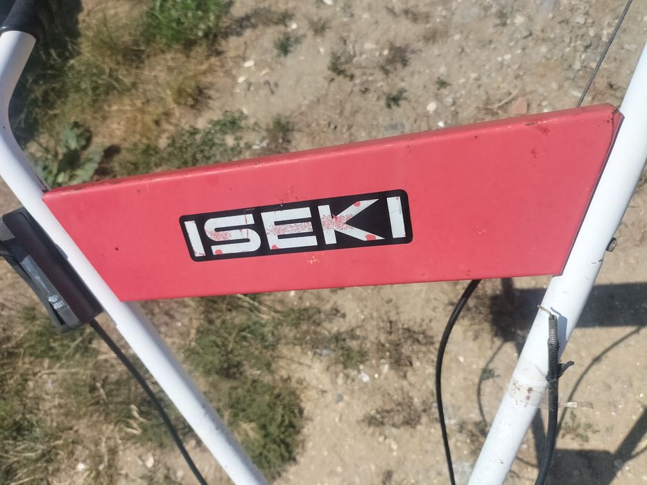 Cositoare iseki adusă din Germania funcționează doar carburator.