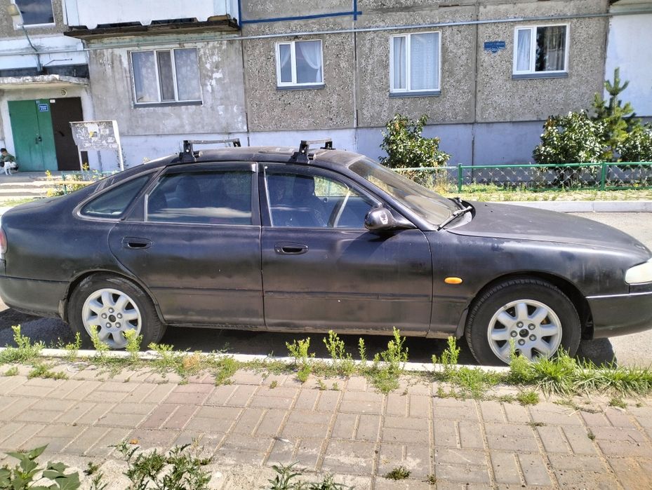 Продам машину Мазда