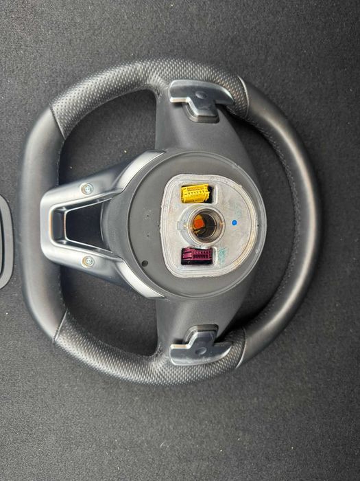 Volan Mercedes Benz AMG