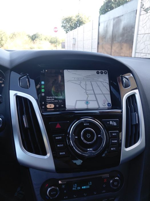 FORD Focus 2013 — imagine 4