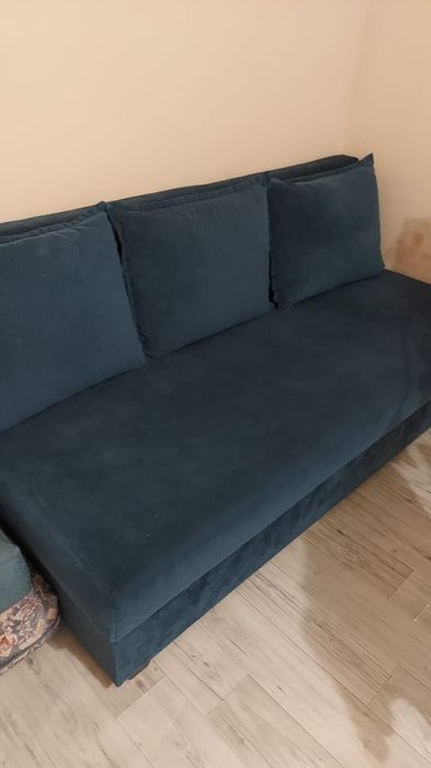 Продам срочно диван