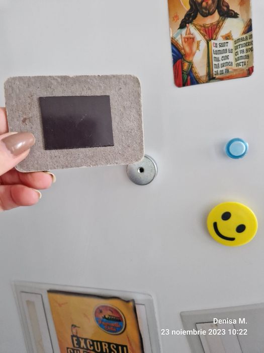 Magneti pentru notite