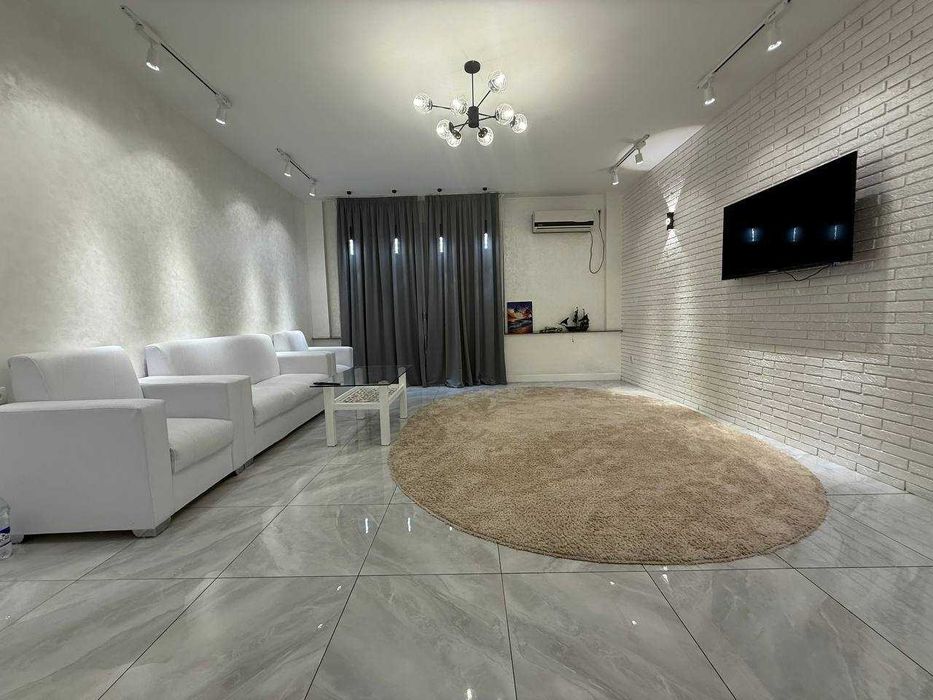 Срочно Аренда Элитный квартира на Айбеке, Oybek на против huawei 4/4/9