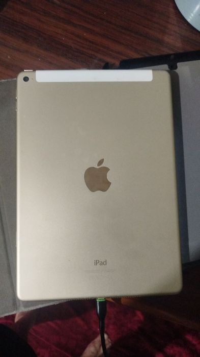 Продаётся iPad в хорошим состояние