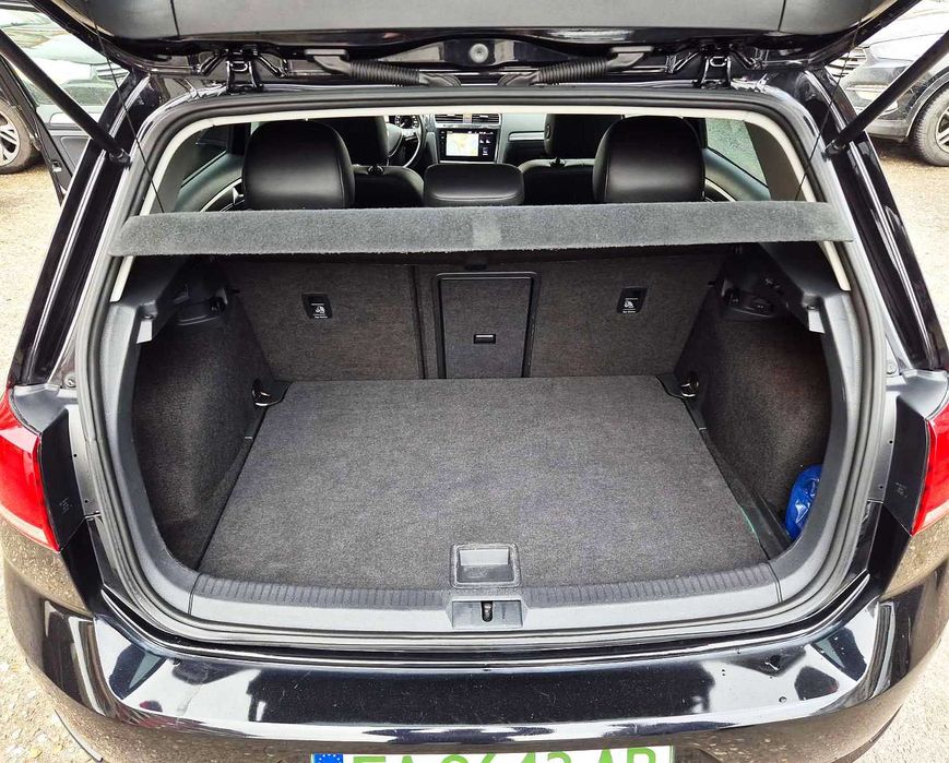 11/2019 VW Golf E-Golf 36 kWh Автоматик Full Led