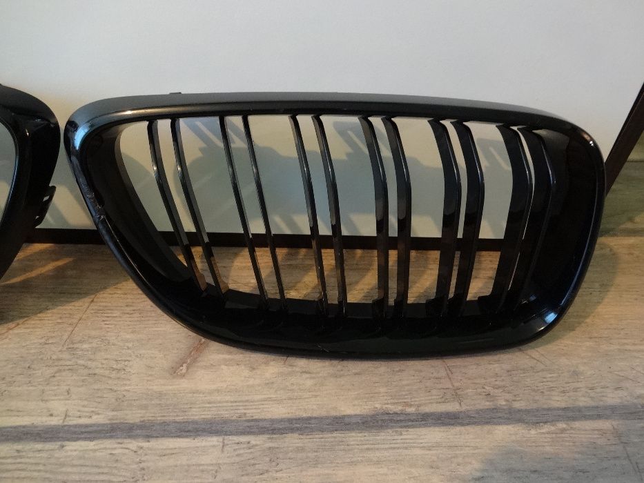 BMW M2 OEM Performance оригинални черни решетки 2017г