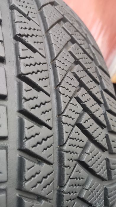 1бр.зимна  гума 235/45/18 Continental TS 850P
dot22
6.87mm
Добро състо