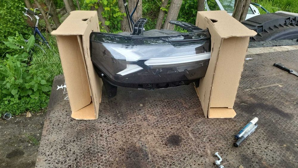 far dreapta dacia duster full led