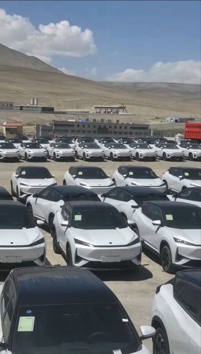 Dongfeng Aelus L7 530-km elektromobil
