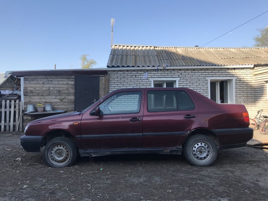 Продам машину Фольксваген венто