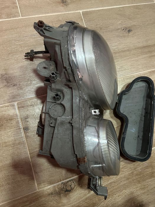 Ляв чифт фарове Mercedes W210, E Class 1998