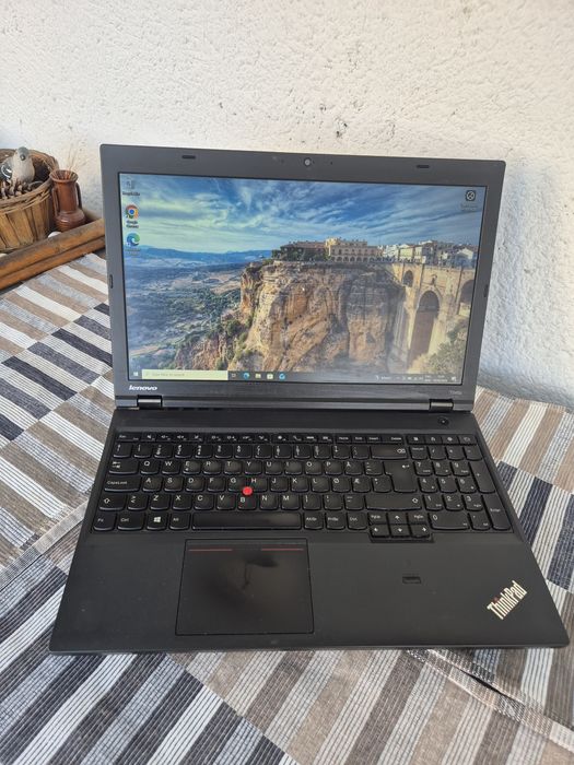 Laptop Lenovo i5 ssd Win10