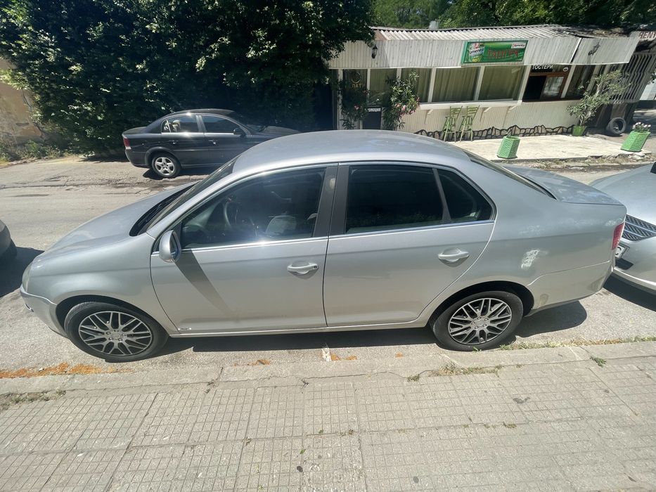 Rent a Car       -      Автомобили под наем