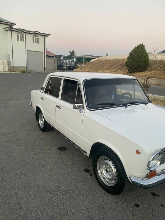 Ваз 2101 сотилади