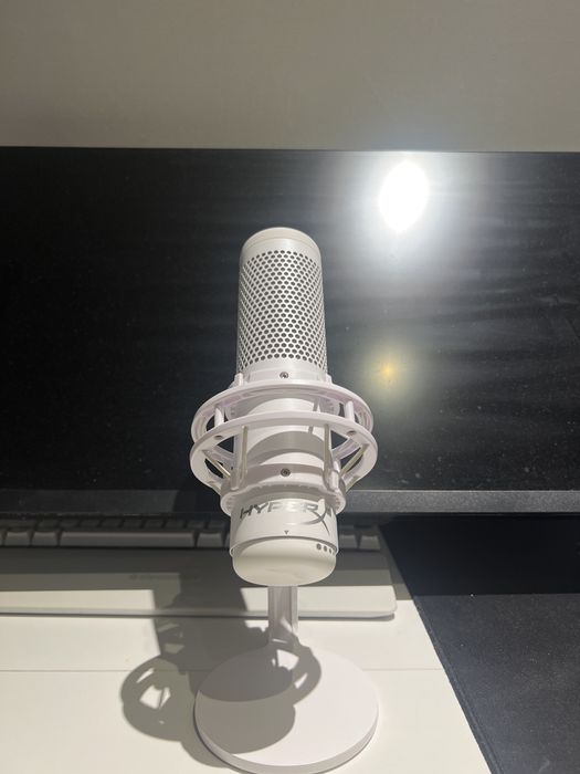 Microphone hyperx quadcast s white