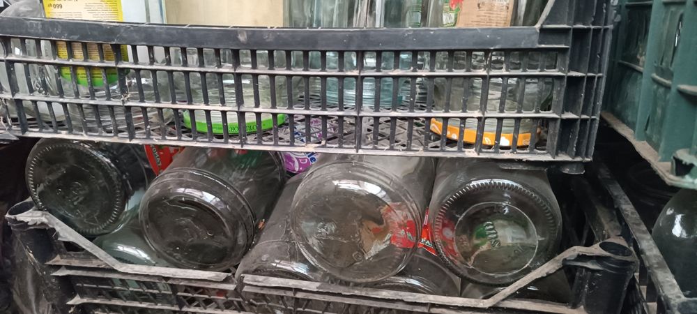 Банки литровые,поллитровые