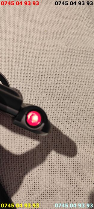 ceas digital proiector umiditate temperatura ora data proiectie perete