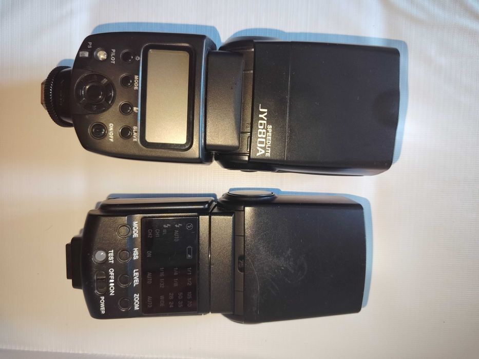 Продам вcпышки Sony, Canon, Nikon, микрофоны и синхронизаторы.