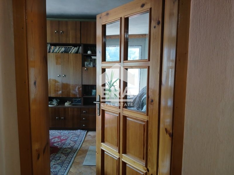 Продава се Двустаен апартамент в Смолян, Устово - 94 кв.м за 990 €/кв.м - Снимка #11