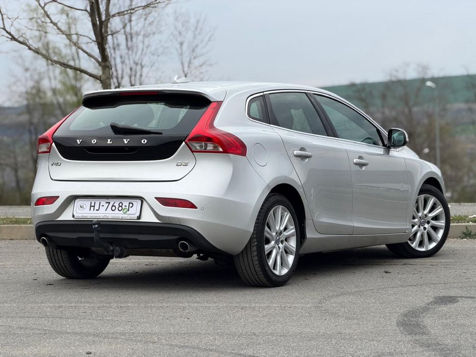 VOLVO V40 2013 — imagine 4