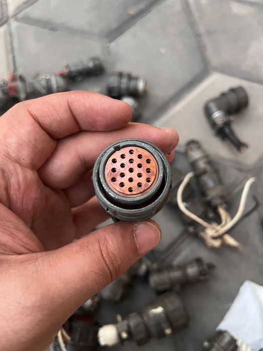 Принимаем радиодетали