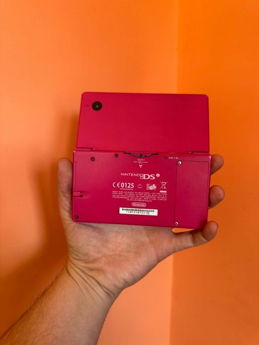 Електронна игра Nintendo DSi