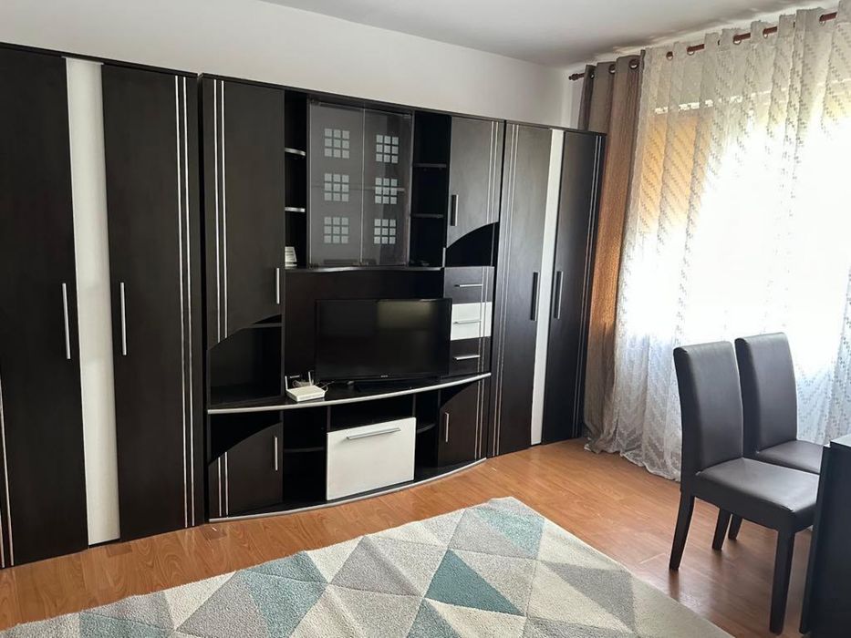 Inchiriez Ap 2 camere Mircea