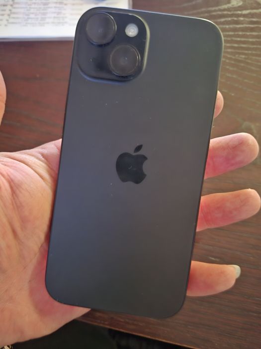 Айфон 15(Iphone 15)черен