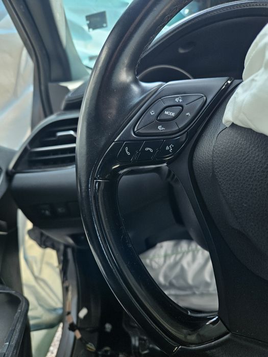 Волан за Toyota C-hr 2019г