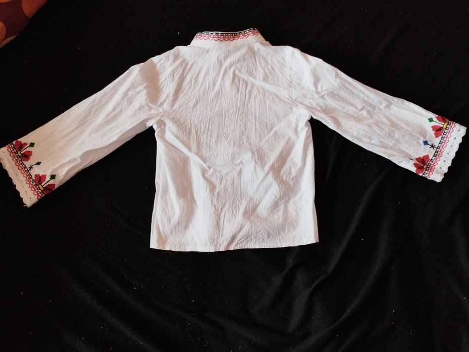 Риза за нусия 110 см. (Момиче)