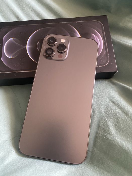 Iphone 12 pro Max продам