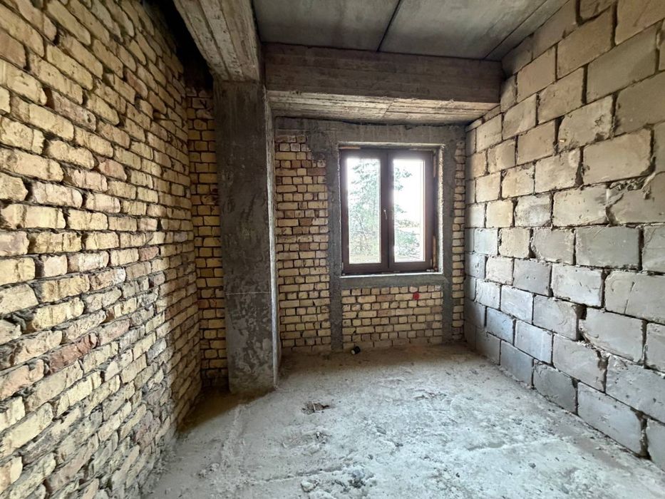 Новостройка ЖК Sayram 3-4 комнатная 2 этаж, 97м2.Коробка.Есть Кадастр