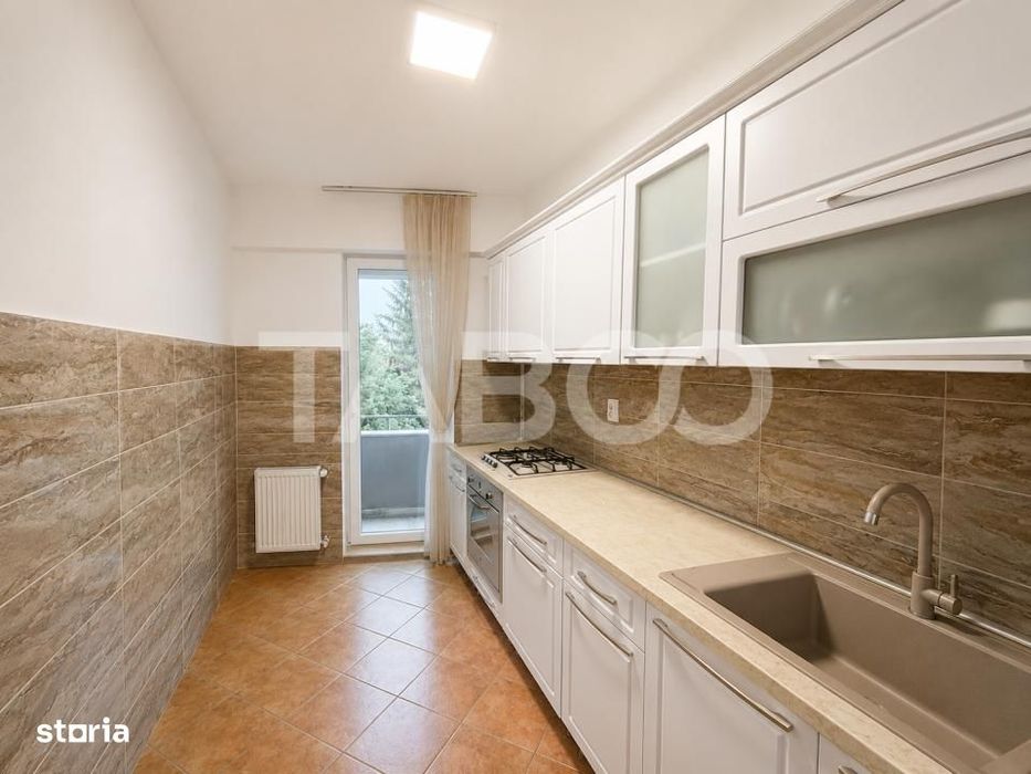 Apartament cu 2 camere in zona Centru mobilat si utilat in bloc nou — fotografia 3
