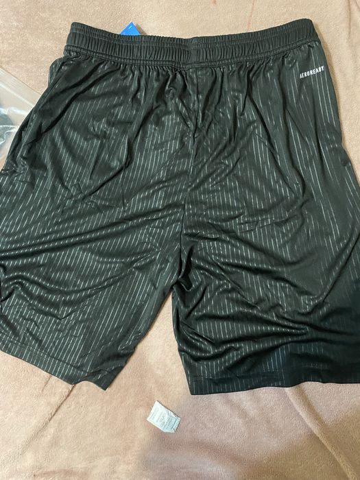 Panataloni scurti Adidas