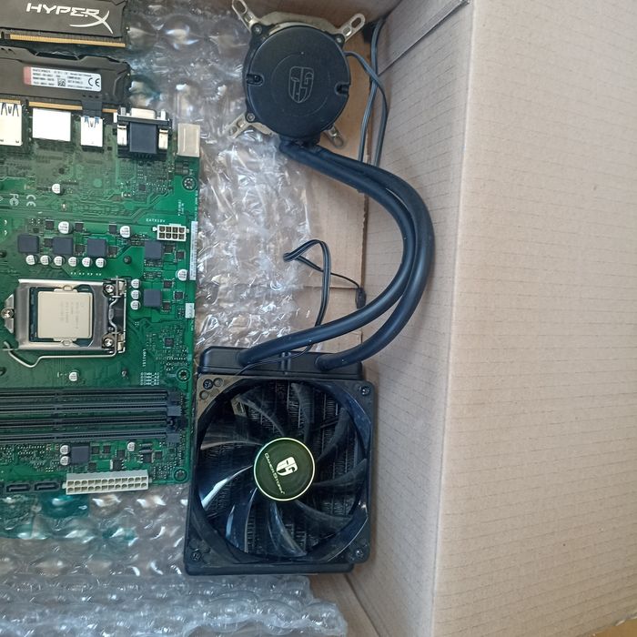 Vând kit i5-6600K | ASUS Q270M | 16GB DDR4 HyperX | AIO Lichid - SAU SCHIMB 64GB DDR4 ECC