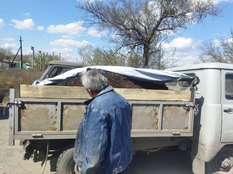 Продам навоз УАЗ