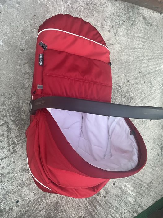 Scoica / scaun auto,baza ajustabila isofix.Landou patut+curele prinder
