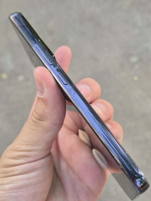 Samsung S22 8/256Gb 215$