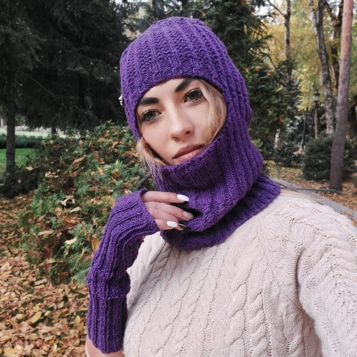 Балаклава и митенки из  пряжи мериноса