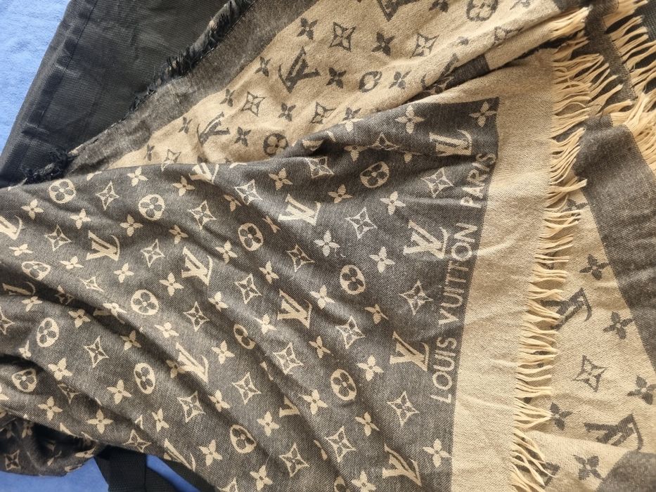 Чантичка  + портфейл +шал Louis Vuitton