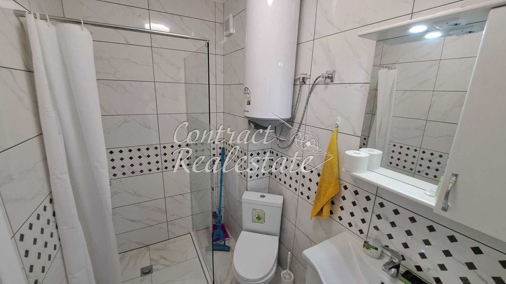 Дава се под наем Двустаен апартамент в Варна, Бриз - 52 кв.м за 650 € - Снимка #2