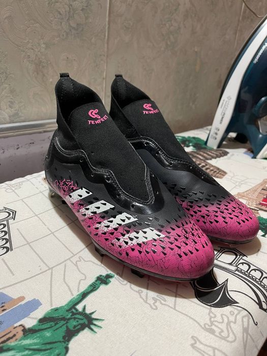 Спортивная обувь