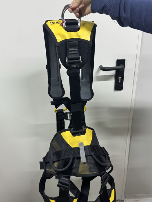 Vand Ham alpinist utilitar Petzi Volt