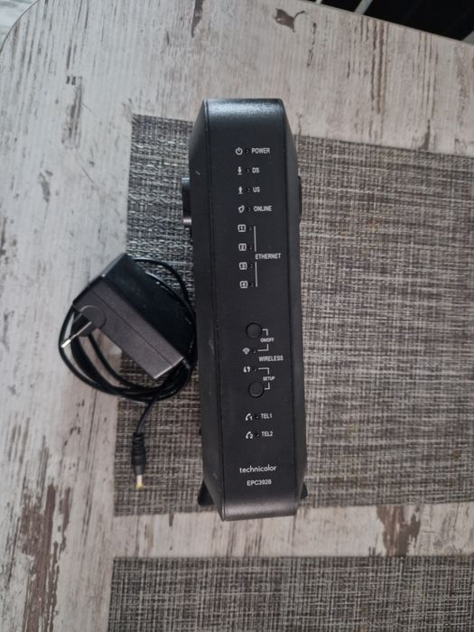 Рутер с адаптер нов